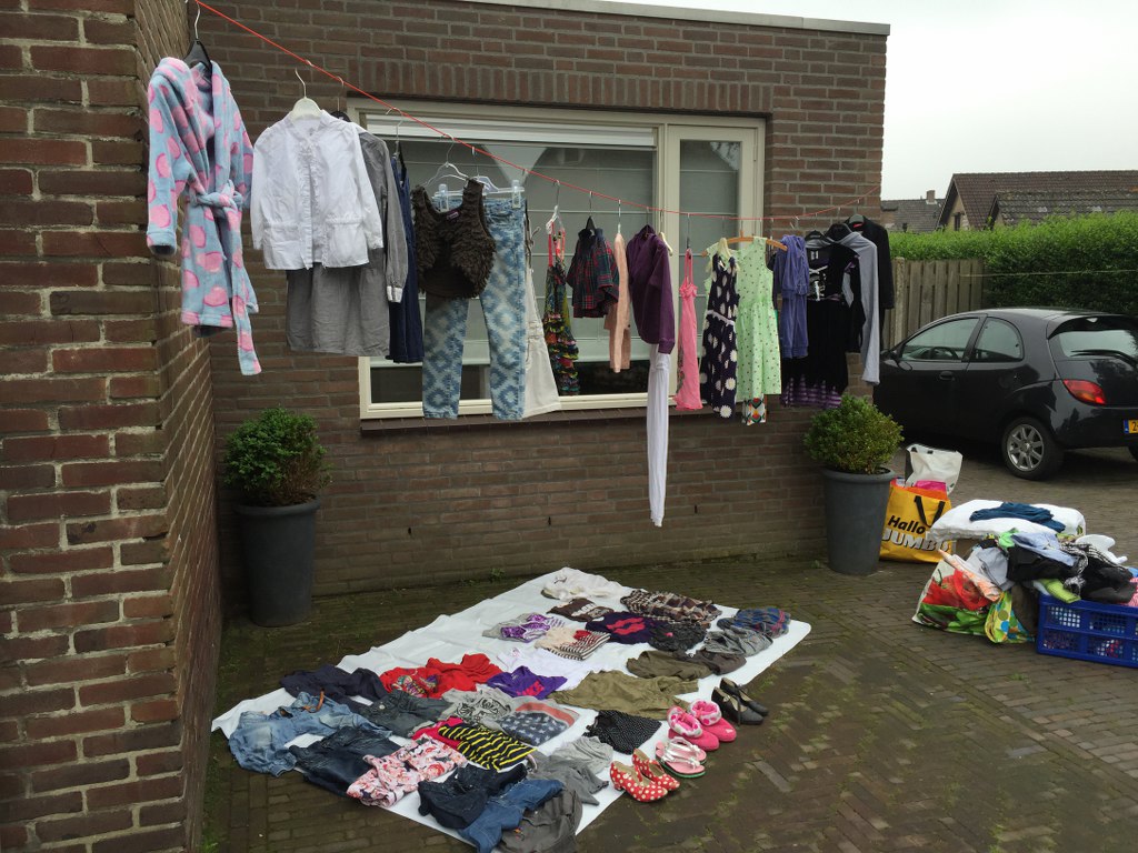 Garagesale (11)